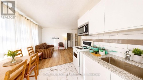 4 - 1110 WESTON ROAD , Toronto, Ontario M6N 3S4 3