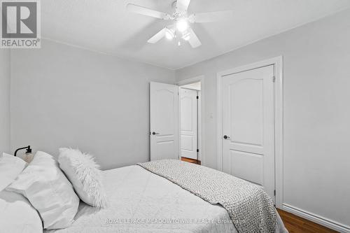 608 Moorelands Crescent, Milton, ON - Indoor Photo Showing Bedroom