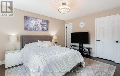 5259 Astwell Avenue, Mississauga, ON - Indoor Photo Showing Bedroom
