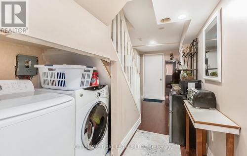 5259 Astwell Avenue, Mississauga, ON - Indoor Photo Showing Laundry Room