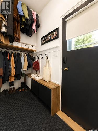 386 4Th Street E, Shaunavon, SK - Indoor