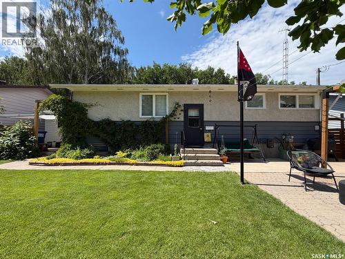 386 4Th Street E, Shaunavon, SK - Outdoor