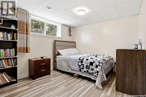 46 Mossing Bay, Regina, SK - Indoor Photo Showing Bedroom