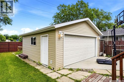 46 Mossing Bay, Regina, SK - Outdoor With Exterior