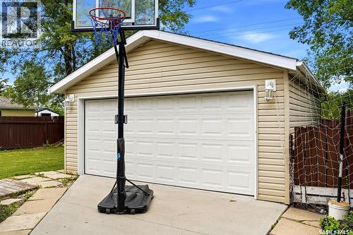 46 Mossing Bay, Regina, SK - Outdoor With Exterior