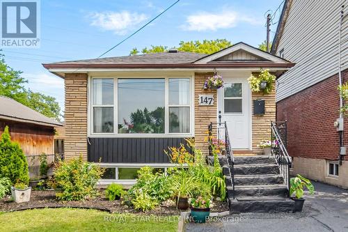 147 GRACE AVENUE  Hamilton, ON L8H 3W9