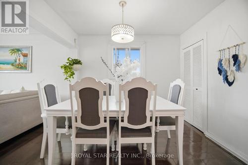147 Grace Avenue, Hamilton, ON - Indoor Photo Showing Dining Room