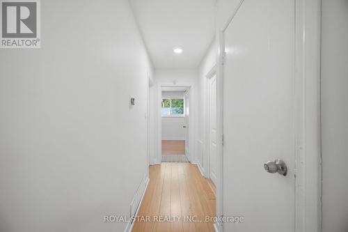 147 Grace Avenue, Hamilton, ON - Indoor Photo Showing Other Room