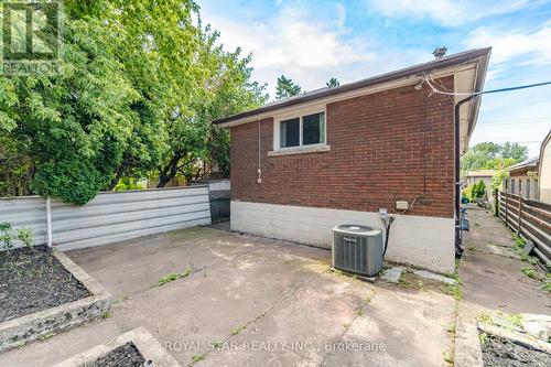 147 Grace Avenue, Hamilton, ON - Outdoor With Exterior