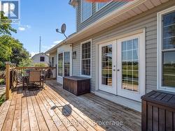 Large back deck - 