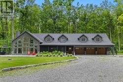 39 STOCKDALE ROAD Selwyn, ON K9J 6X4