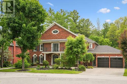 81 WOODVIEW DRIVE  Pickering, ON L1V 1L1