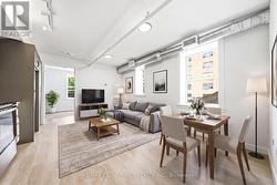 205 - 325 JAMES STREET S Hamilton, ON L8P 3B7