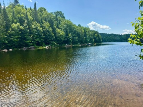 Accès au plan d'eau - Ch. Du Val-Des-Monts, Saint-Adolphe-D'Howard, QC 