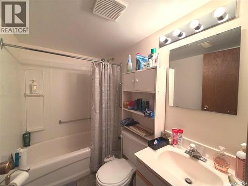 40 Willow Crescent, Fort Qu'Appelle, SK - Indoor Photo Showing Bathroom