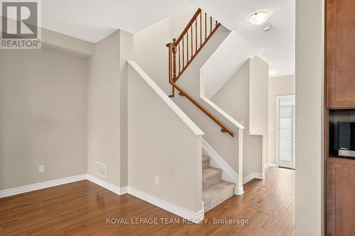 619 Geranium Walk, Ottawa, ON - Indoor Photo Showing Other Room