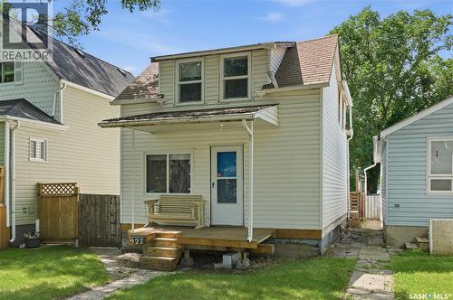 927 4th AVENUE N  Saskatoon, SK S7K 2N5