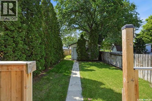 927 4Th Avenue N, Saskatoon, SK - Outdoor