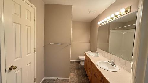 18A Wolf Crescent, Windermere, BC - Indoor Photo Showing Bathroom