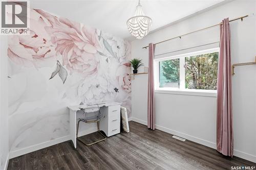 1521 10Th Avenue N, Saskatoon, SK - Indoor