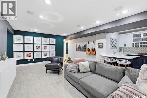 1521 10Th Avenue N, Saskatoon, SK - Indoor