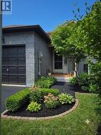 6 DONALD CRESCENT Wasaga Beach, ON L9Z 1E1