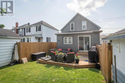 813 York Street, Cornwall, ON - Outdoor With Deck Patio Veranda With Exterior
