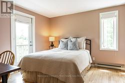 Bedroom 2 - 