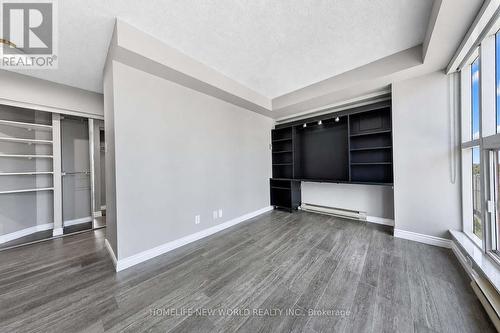 1602 - 77 Harbour Square, Toronto, ON - Indoor