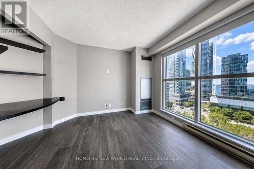 1602 - 77 Harbour Square, Toronto, ON - Indoor Photo Showing Other Room