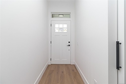 290 Seafield Rd, Colwood, BC 