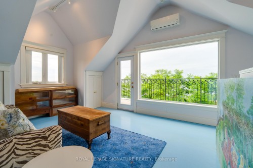 220 Greyabbey Trail, Toronto, ON - Indoor