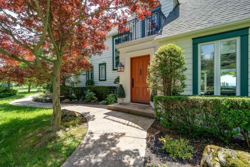 220 Greyabbey Trail, Toronto, ON - Outdoor