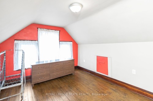 44 Arthur Avenue N, Hamilton, ON - Indoor Photo Showing Other Room