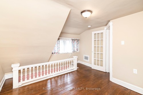 44 Arthur Avenue N, Hamilton, ON - Indoor Photo Showing Other Room