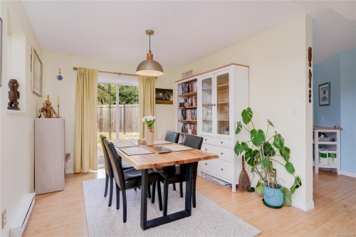 2165 Maple Ave, Sooke, BC - Indoor Photo Showing Dining Room