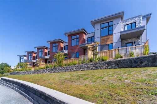 #29-4253 Dieppe Rd, Saanich, BC 