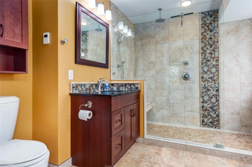 1206 Mckenzie Dr, Duncan, BC 