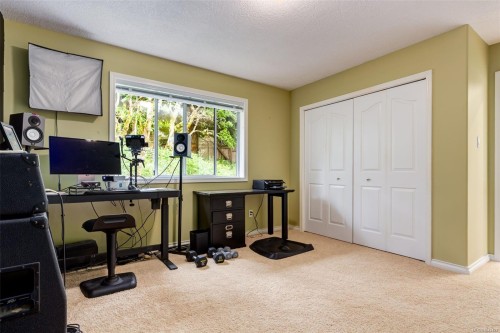 1206 Mckenzie Dr, Duncan, BC 