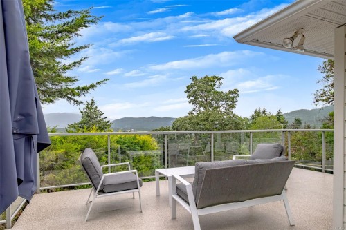 1206 Mckenzie Dr, Duncan, BC 