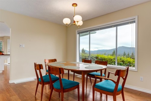 1206 Mckenzie Dr, Duncan, BC 