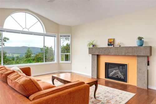 1206 Mckenzie Dr, Duncan, BC 