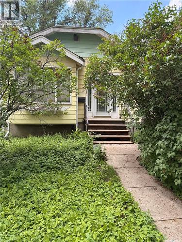 1370 Retallack Street, Regina, SK - Outdoor