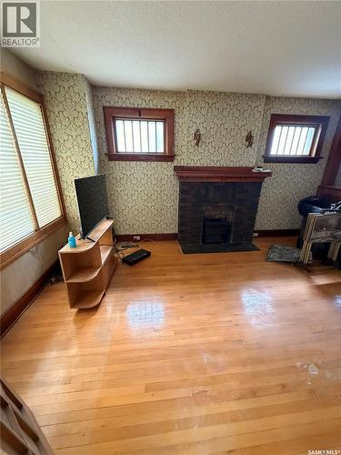 1370 Retallack Street, Regina, SK - Indoor With Fireplace
