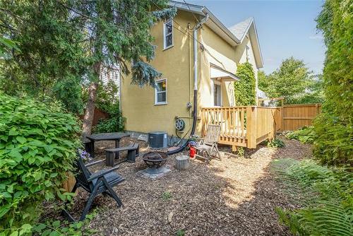 518 Young St, Winnipeg, MB - Outdoor