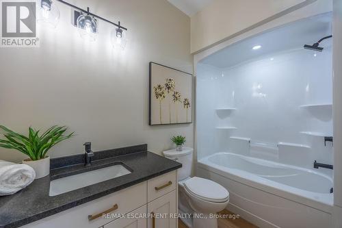 88 Craddock Boulevard, Haldimand, ON - Indoor Photo Showing Bathroom