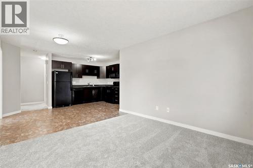 80 5533 Blake Crescent, Regina, SK - Indoor Photo Showing Kitchen