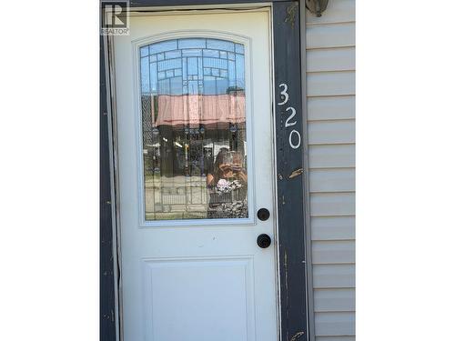 320 4 Avenue S, Cranbrook, BC - Outdoor