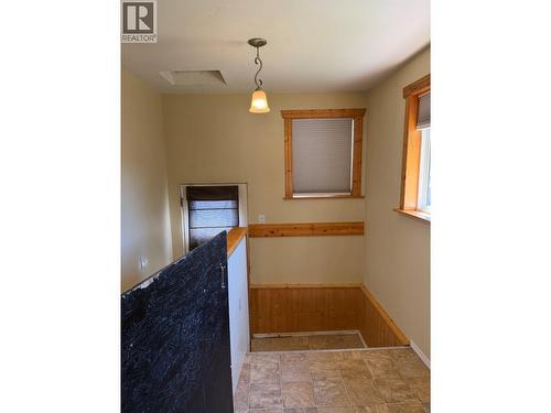 320 4 Avenue S, Cranbrook, BC - Indoor Photo Showing Other Room