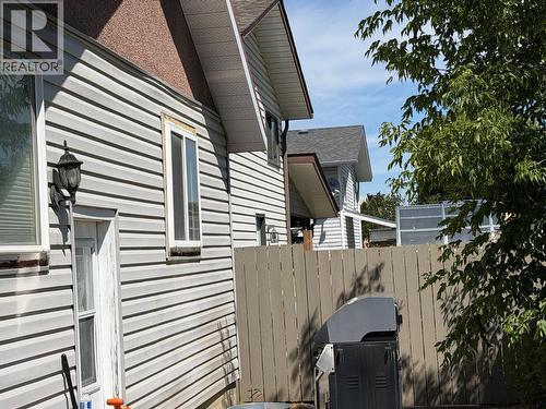 320 4 Avenue S, Cranbrook, BC - Outdoor
